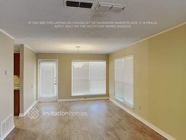 Photo - 4951 Shady Oak Trail