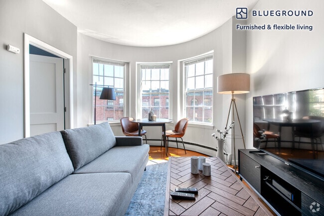 Building Photo - 179 St Botolph St Rental