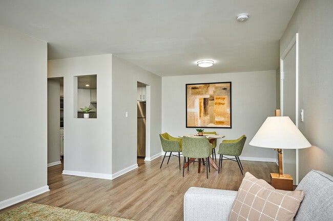 Photo - The Jefferson