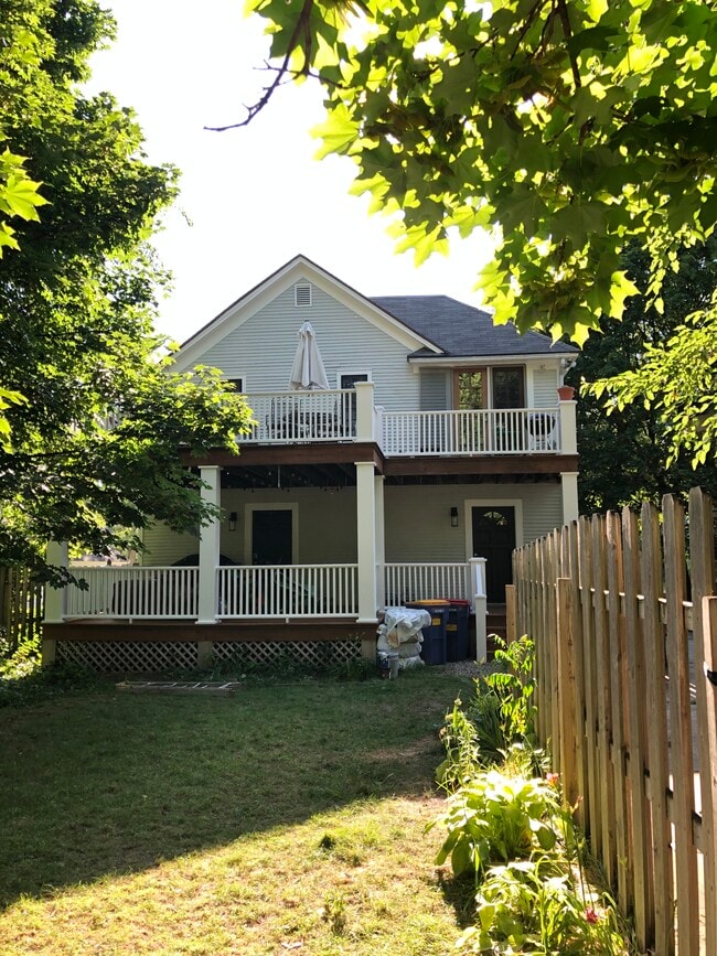 Photo - 552 Union Ave SE Unit 1