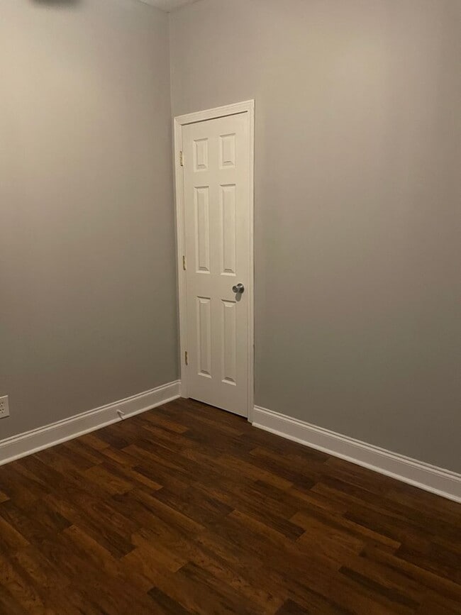 Photo - 2 Bedroom Home with Large Backyard Deck