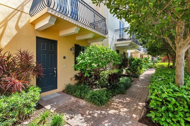 Photo - 2502 N Dixie Hwy