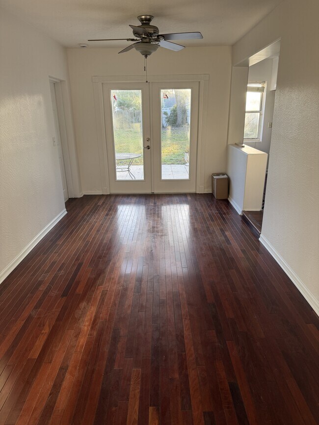 Photo - 3009 Oberlin Ave