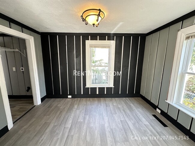 137 Grove St
