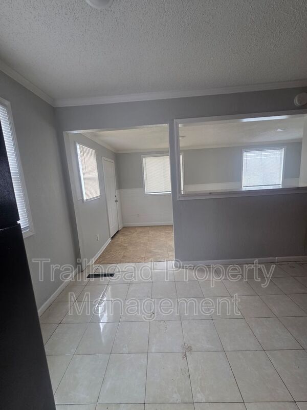 Photo - 5132 Skiles Ave