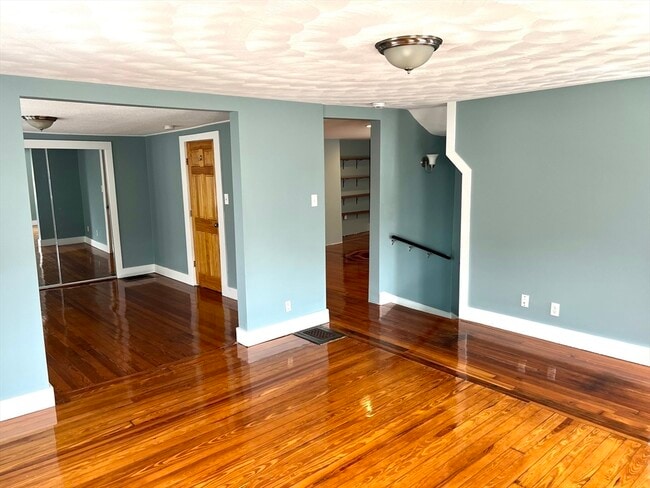 Photo - 20 Beacon St Unit 2