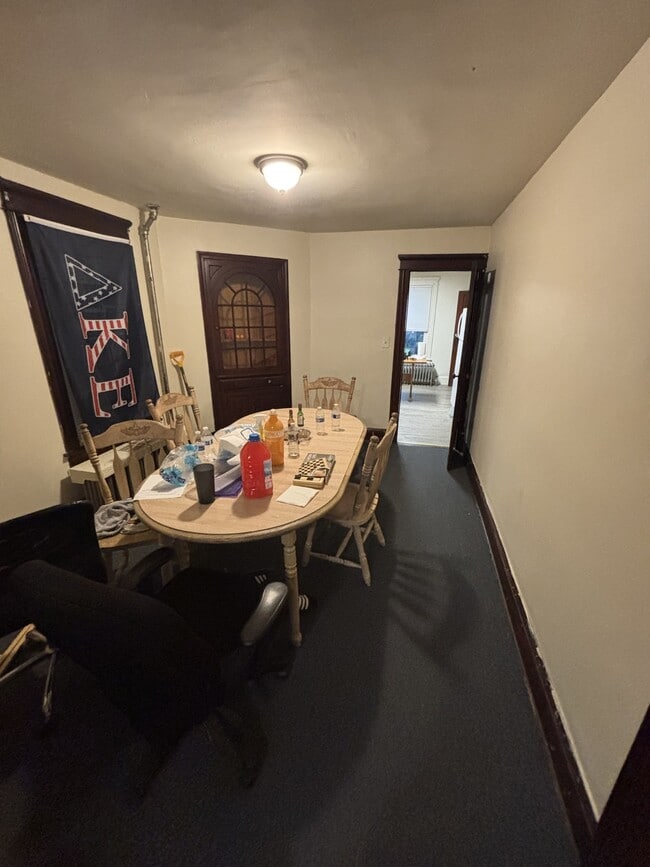 Photo - 15 Delafield St