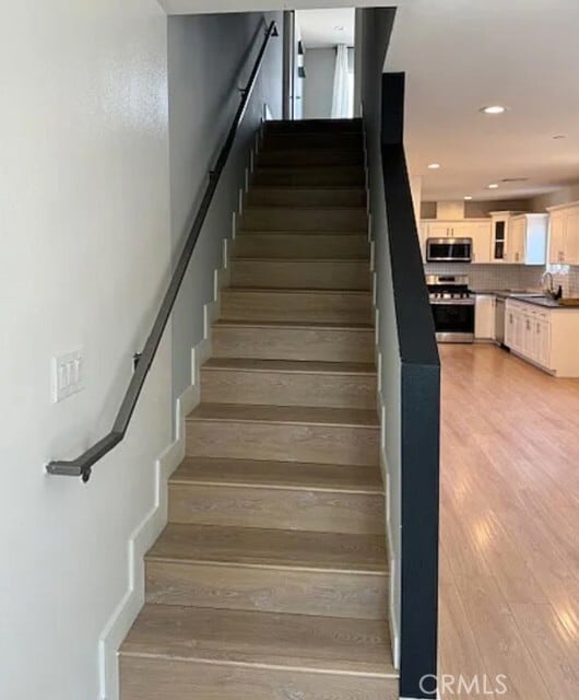 Photo - 427 Heliotrope Dr