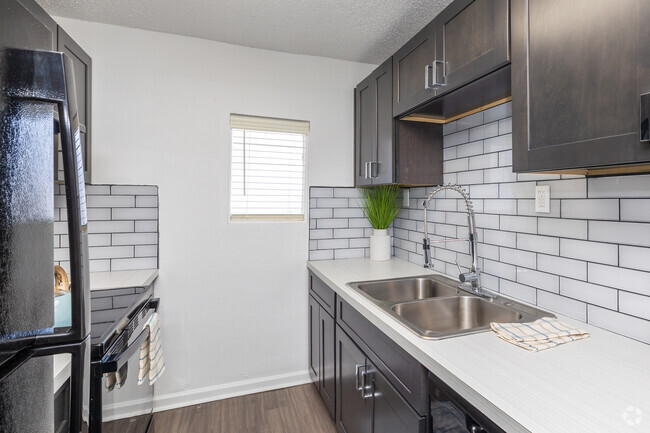 Interior Photo - The Overlook at Pensacola Bay Rental