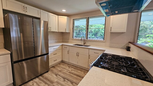 Photo - 81-1038-1038 St John's Rd