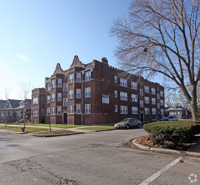 Building Photo - 6104 S Campbell Ave