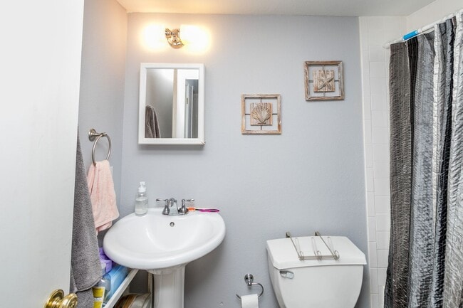 Photo - 108 S College Ave Unidad Apt 1