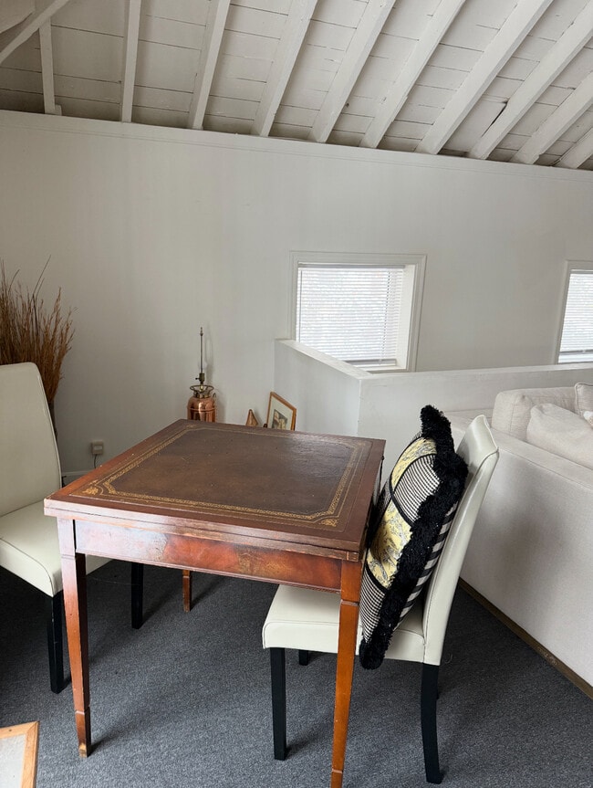 Photo - 3043 Wold Ave