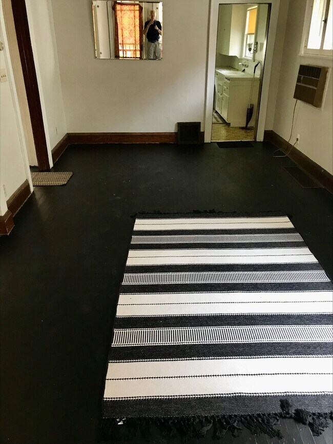 Photo - 463 Noah Ave