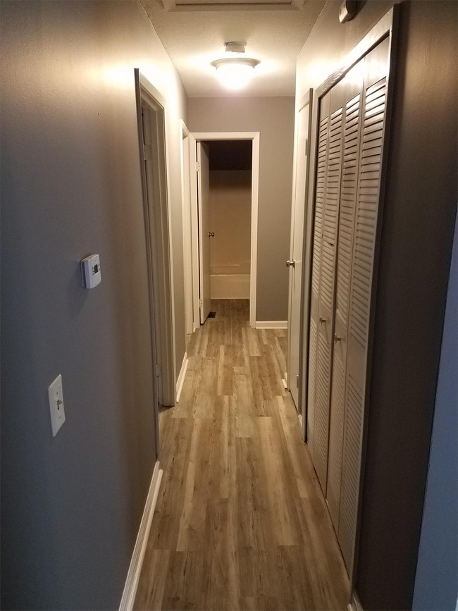 Photo - 1118 Austin Dr