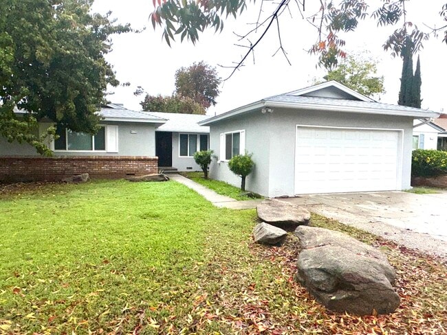 Photo - 4548 N Meridian Ave