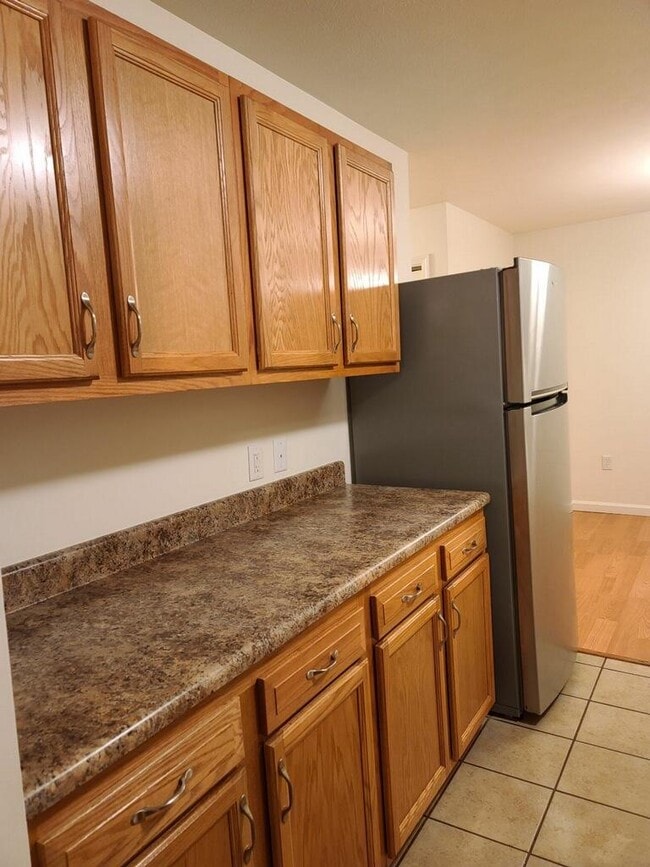Photo - 121 Schofield Ct