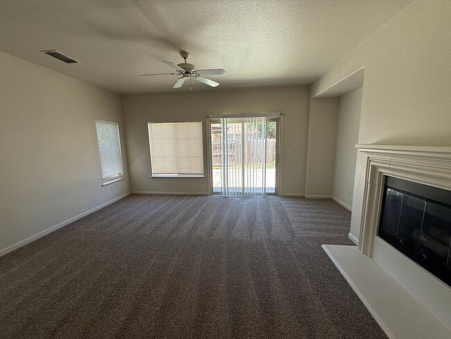 Photo - 3588 Silverwood Rd