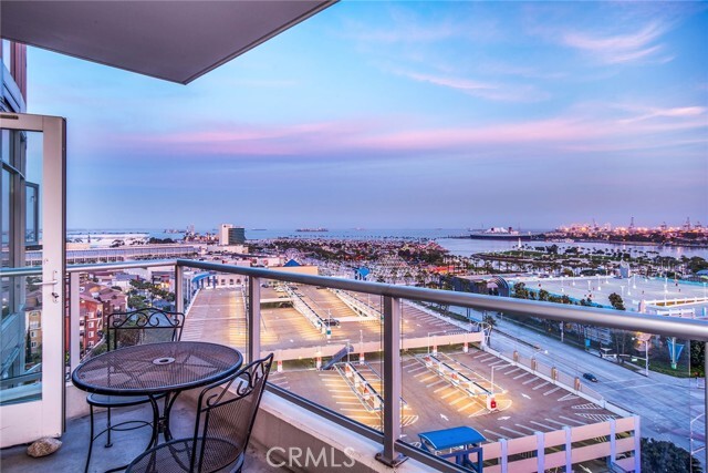 Building Photo - 411 W Seaside Way Unit 1504 Rental
