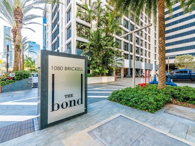 Building Photo - 1080 Brickell Ave Unit 2206