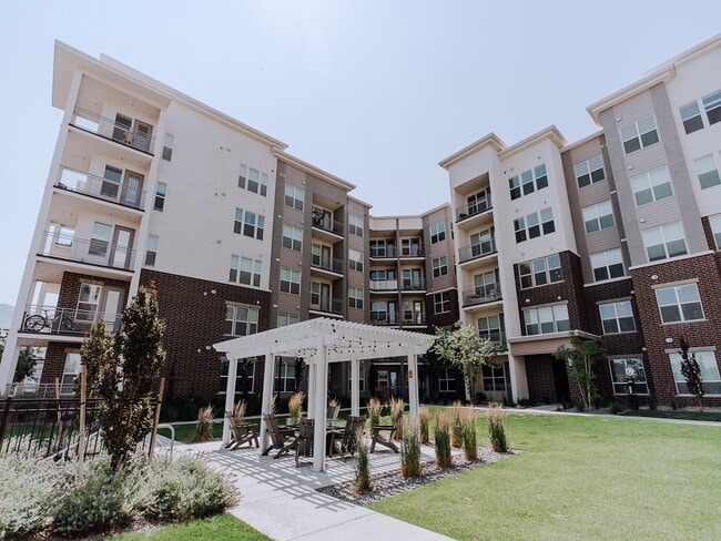 Veranda Apartments - Veranda Apartments