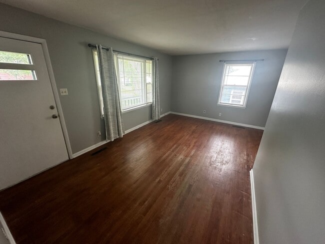 Photo - 3404 Doniphan Ave
