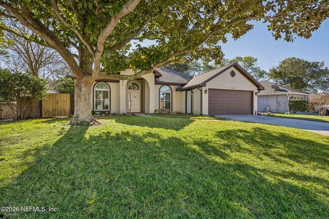 Photo - 3447 Heron Dr N