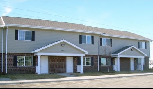 Primary Photo - Brooks Townhomes