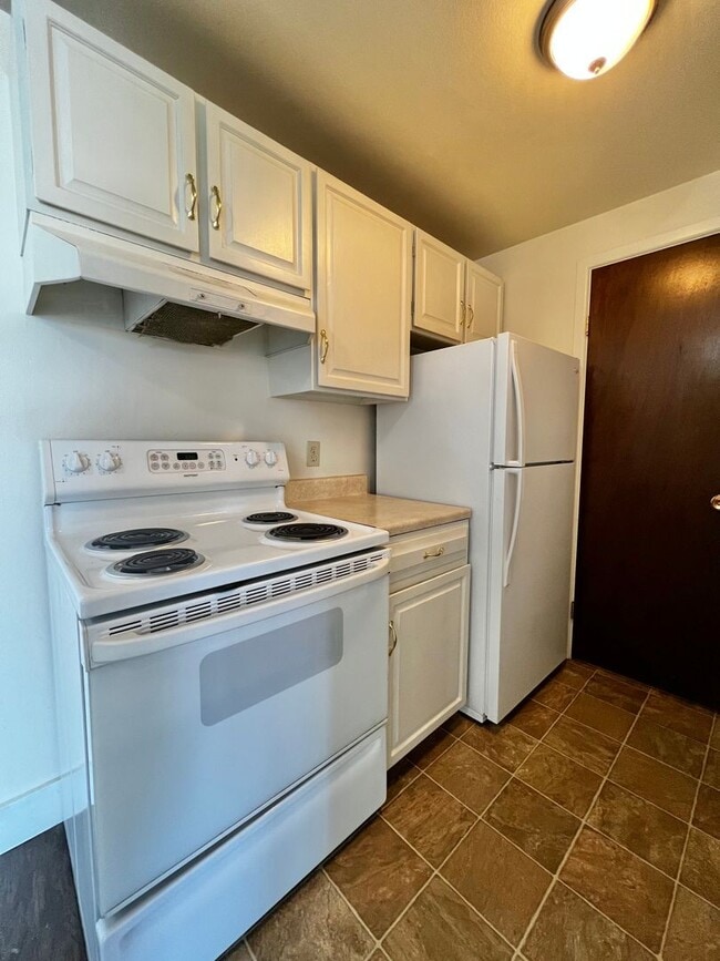 Photo - Robertson1001 (KC-JF-NB) Unit C3