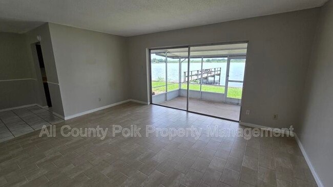 Photo - 927 S Buena Vista Dr