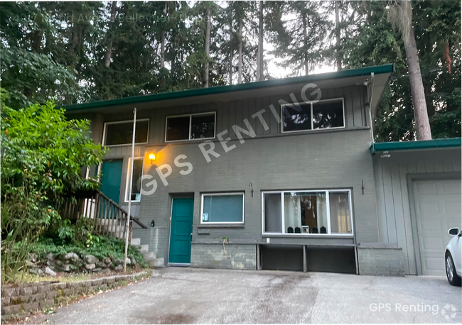 Building Photo - Eastgate Bellevue -3 Bed upper unit with l... Rental