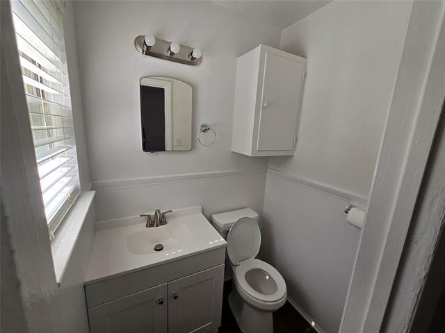 Photo - 1806 Friar Tuck Dr