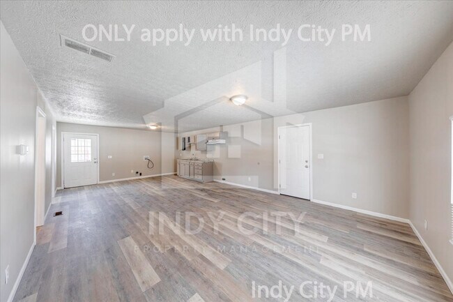 Building Photo - 3440 N Harding St