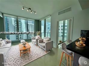 Building Photo - 300 S Biscayne Blvd Unit 2111 Rental