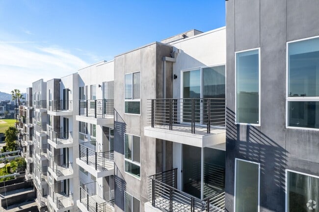 Photo - Destination NoHo