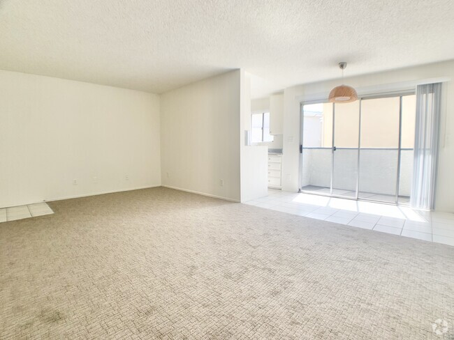 Building Photo - 3615 Watseka Ave Los Angeles, CA 90034 Unit 207 Rental