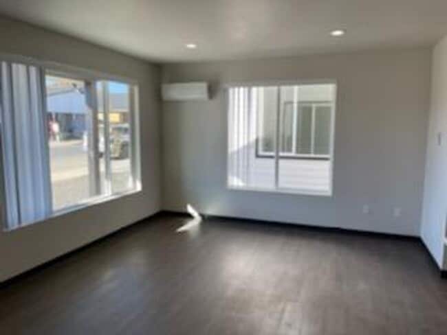 Photo - 1007 Greenfield Dr Unit 1007 Greenfield Drive