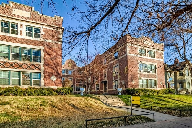 Photo - Kenilworth Court