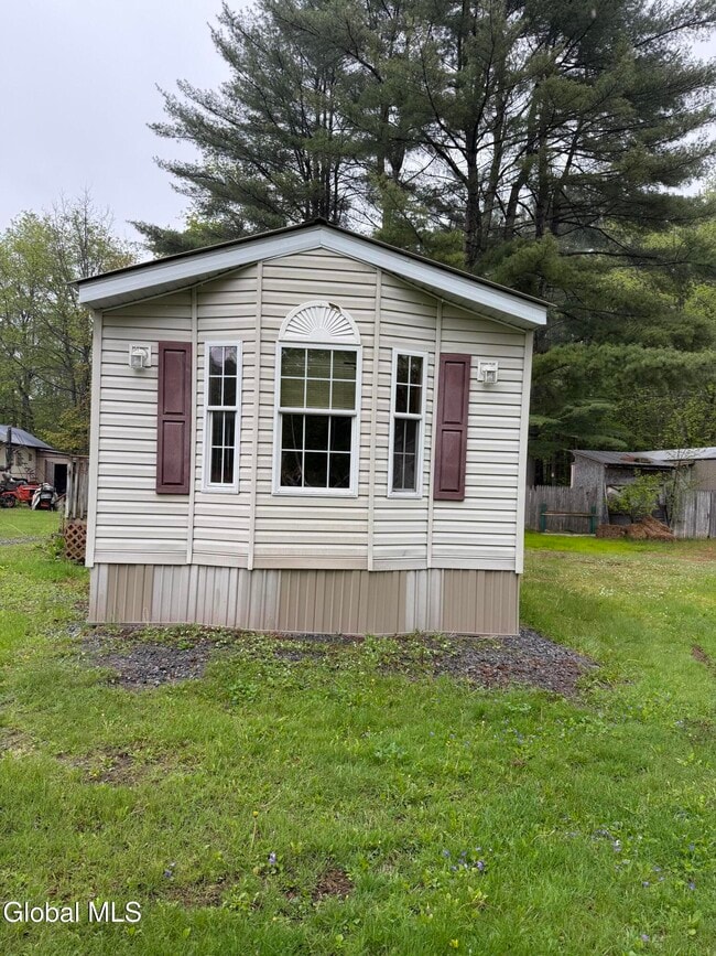 Photo - 980 Murray Rd
