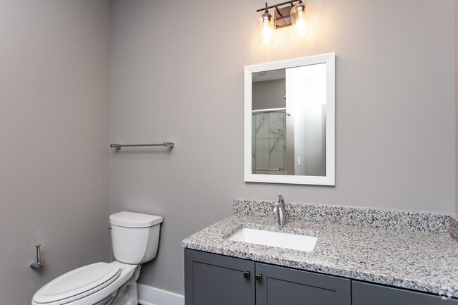 Studio, 1BA - 525 SF - The Beeker