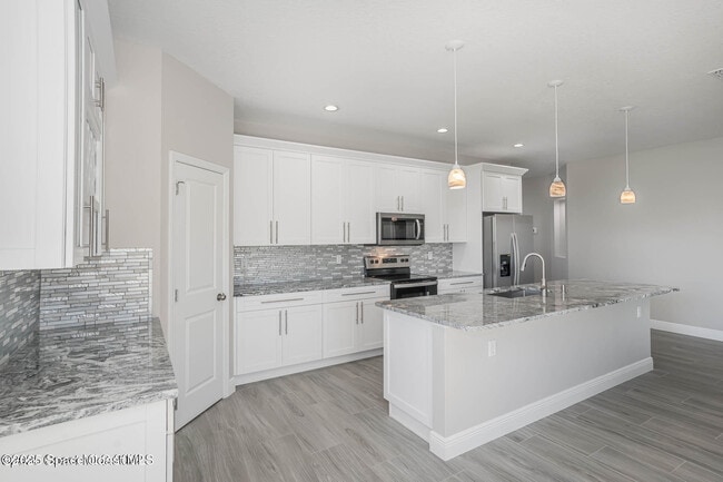 Photo - 2281 Ramsdale Dr SE