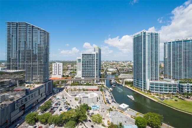 Photo - 68 SE 6th St Condo Unit 2212
