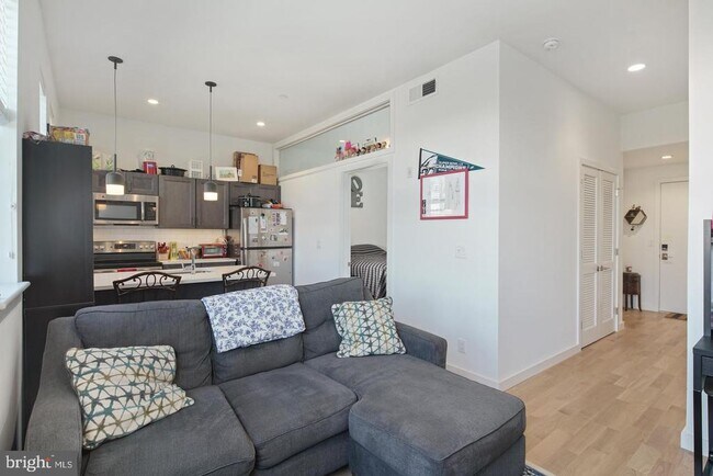 Photo - 507 S 8th St Unidad 104