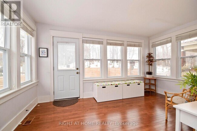 Photo - 118 Lower Charlotte St