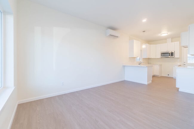 Photo - 4146 Avalon St