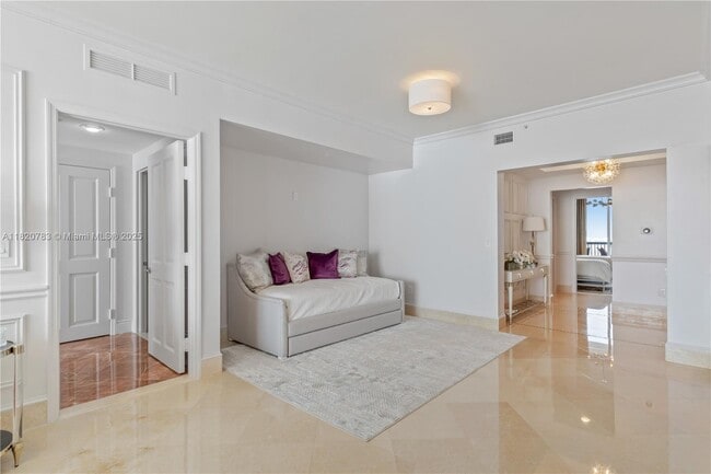 Photo - 17875 Collins Ave Unit 3404