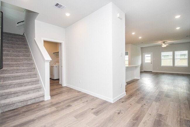 Photo - 4007 Crowning Ct