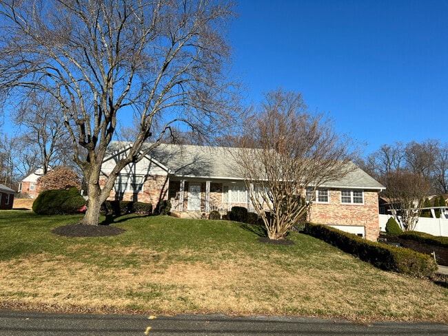 Building Photo - 5415 Tolson Rd