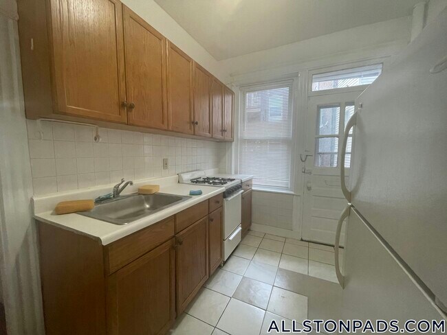 Photo - 4 Price Rd Unit 8