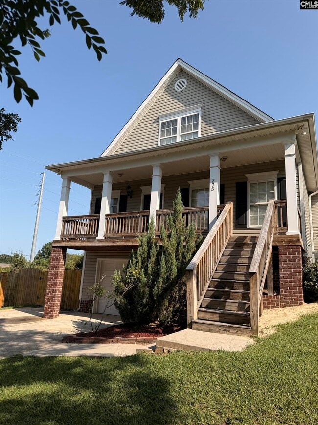 Photo - 375 Northwood St